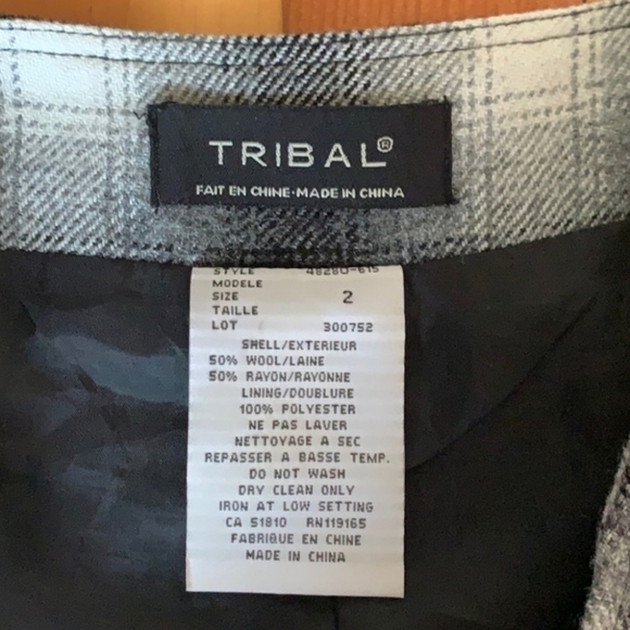 Black and White Tribal Wool Plaid Skirt - Picture 7 of 8